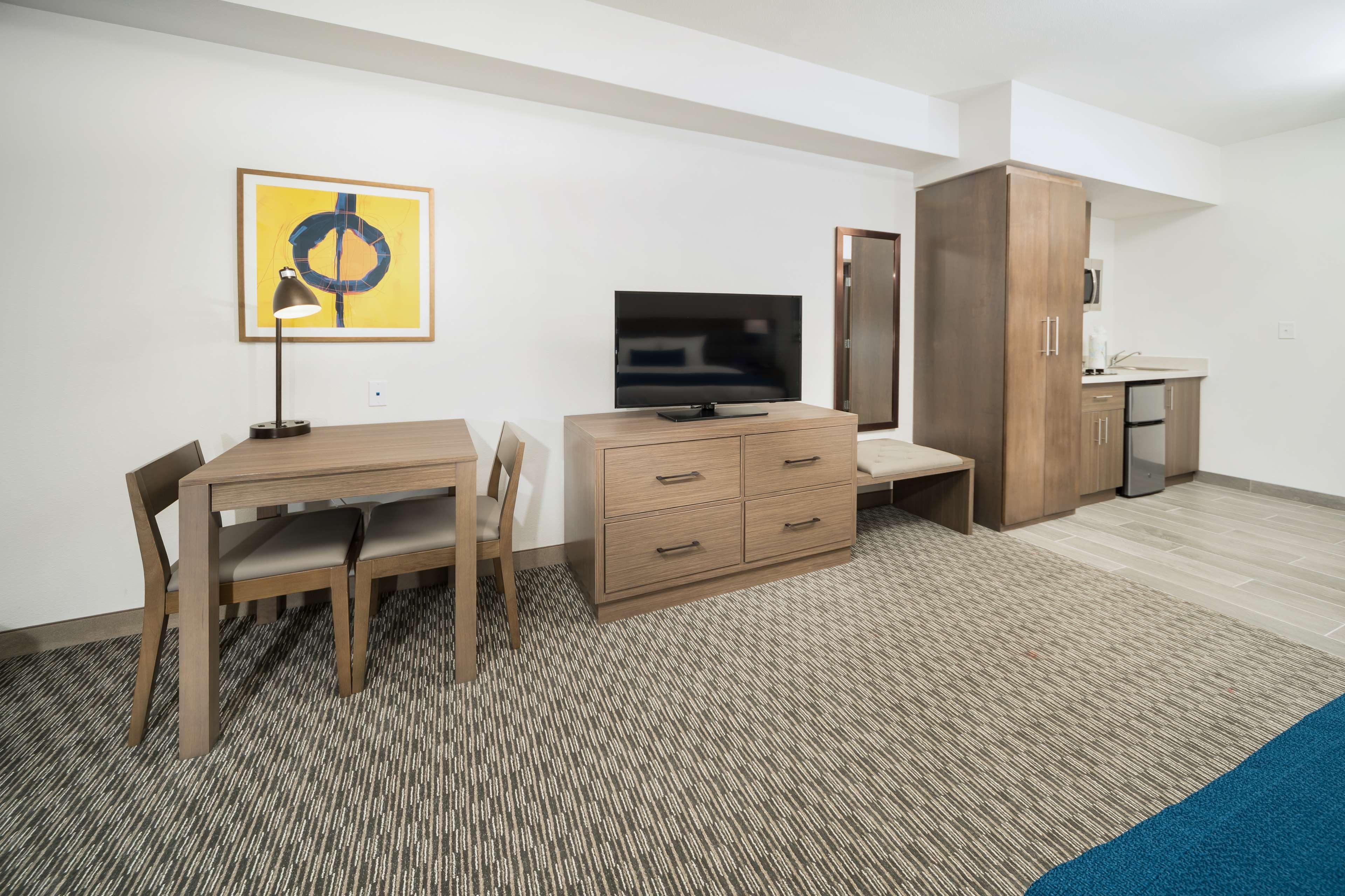 Best Western Plus Drayton Valley All Suites Εξωτερικό φωτογραφία