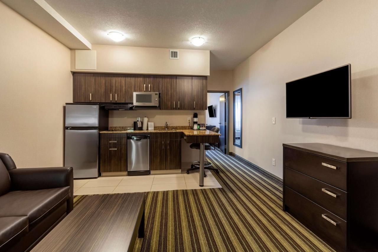 Best Western Plus Drayton Valley All Suites Εξωτερικό φωτογραφία