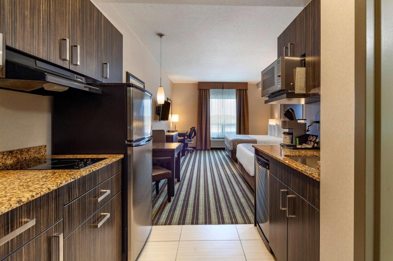 Best Western Plus Drayton Valley All Suites Εξωτερικό φωτογραφία