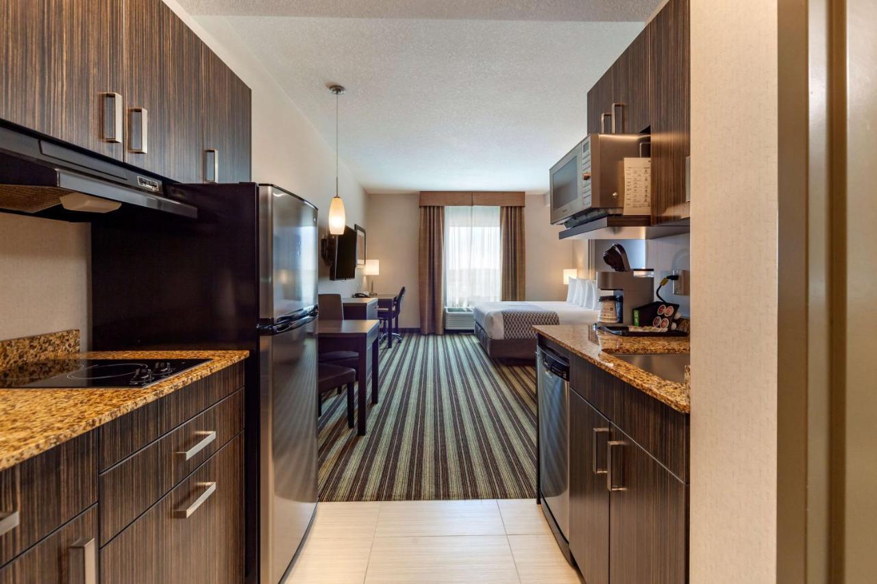 Best Western Plus Drayton Valley All Suites Εξωτερικό φωτογραφία