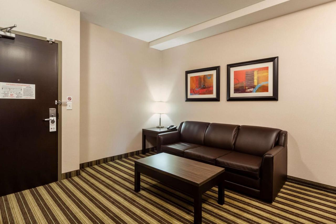 Best Western Plus Drayton Valley All Suites Εξωτερικό φωτογραφία